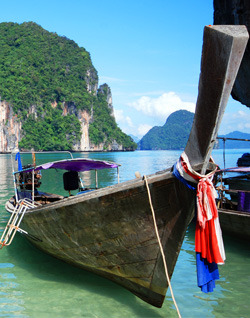 Long tail boat Koh Phi Phi in Kabi